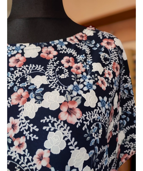 Tunika kimono z okrągłym dekoltem i wzorem w drobne kwiatuszki